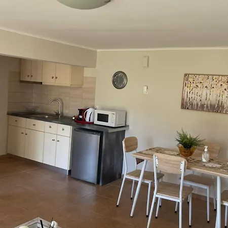 アパート Georgia's Apartments, Corfu *