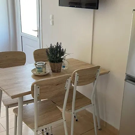 Апартаменты Georgia's Apartments, Corfu *